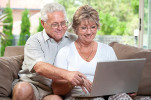 couple on computer